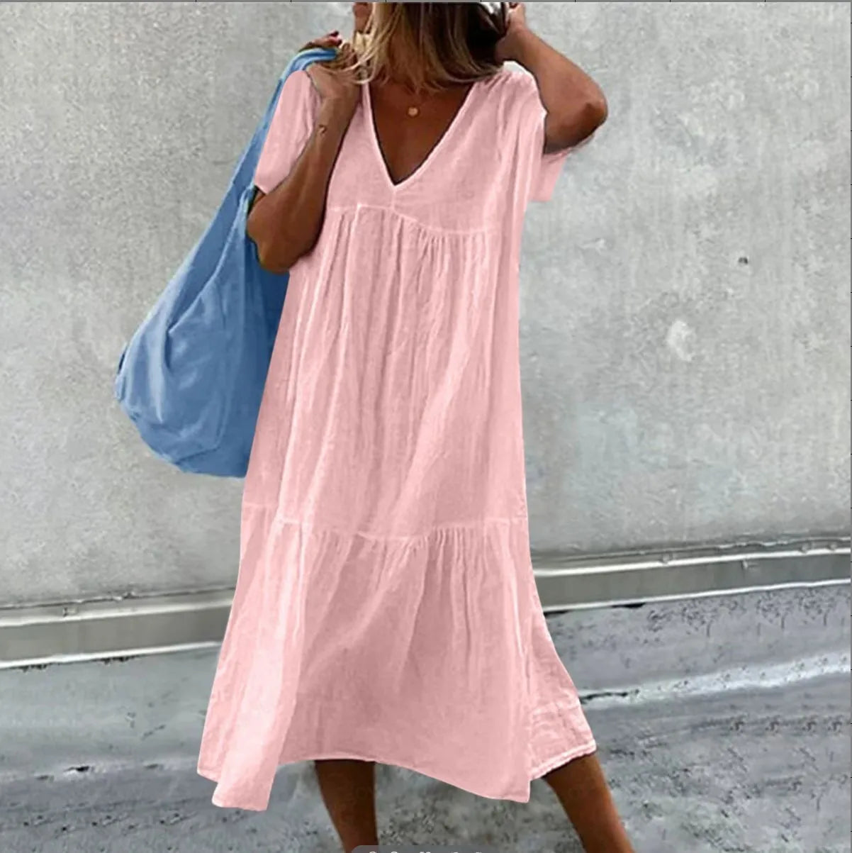 Robe simple à col en V