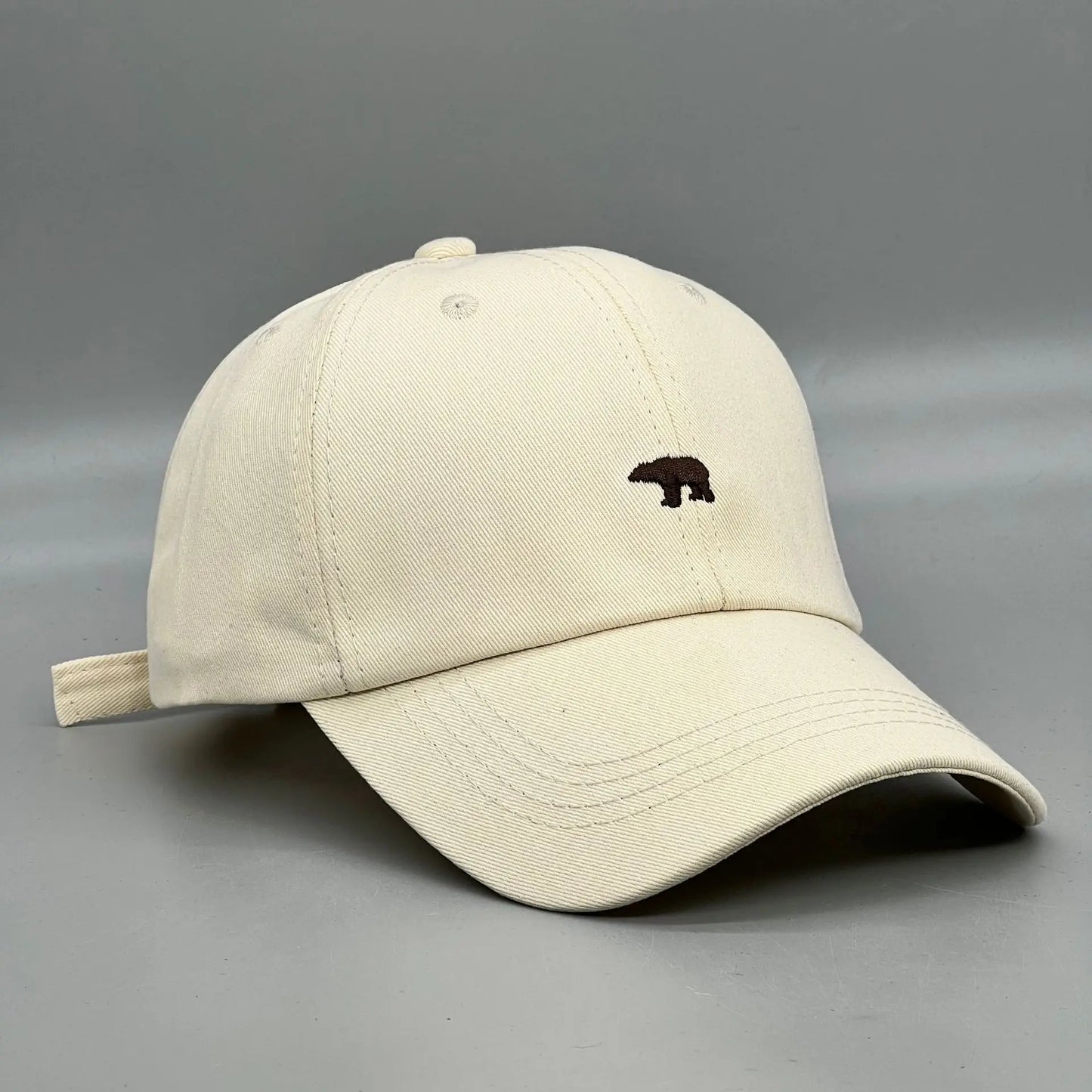 Casquette à motif ours brodée