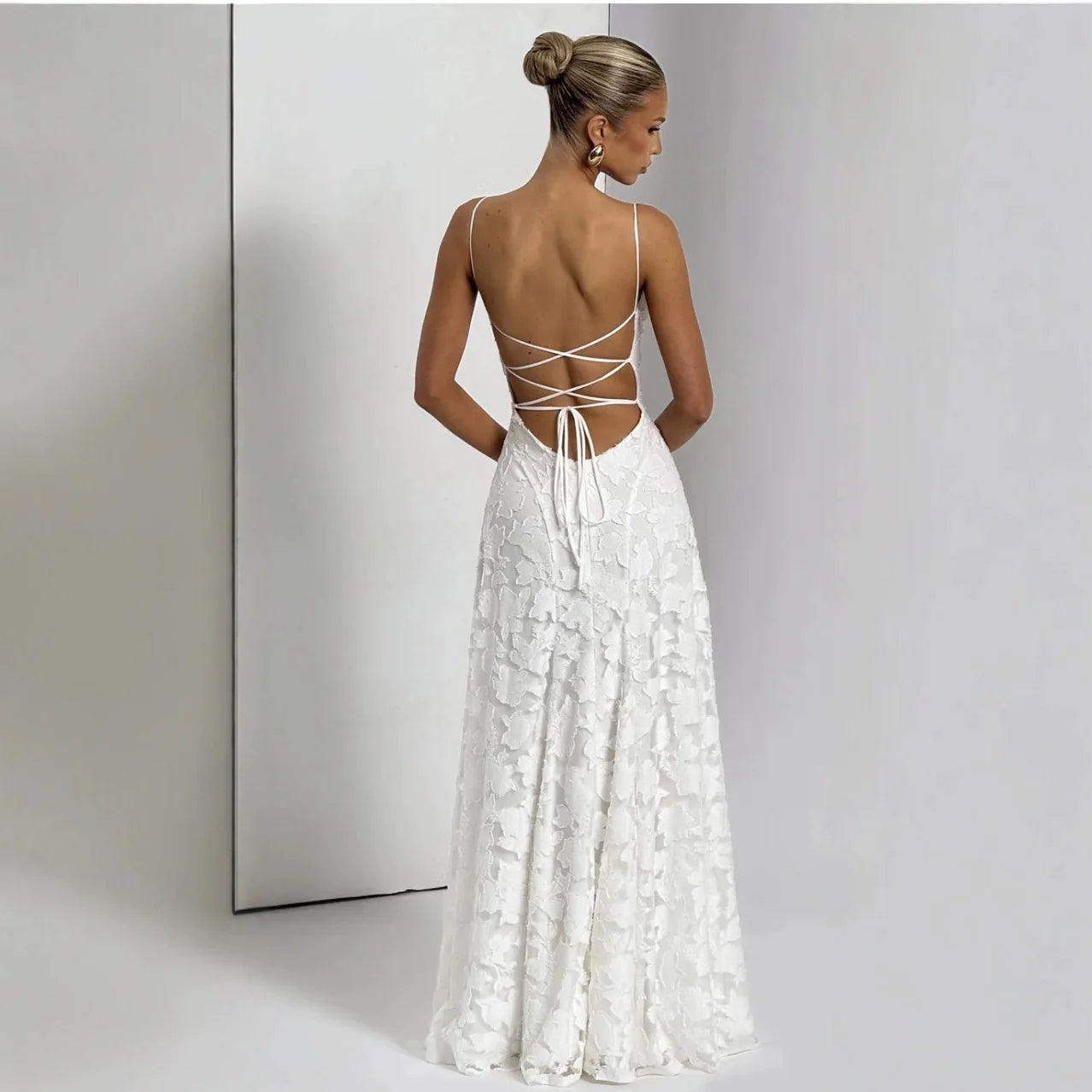 Robe élégante longue à bretelles