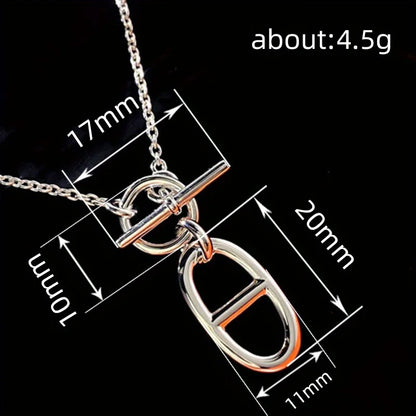 Collier à pendentif géométrique minimaliste
