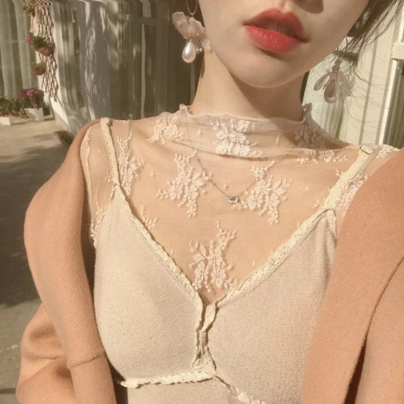 Haut dentelle transparent
