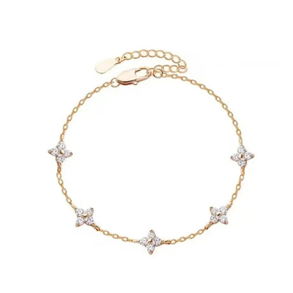 Bracelet ajustable à motif de trèfle
