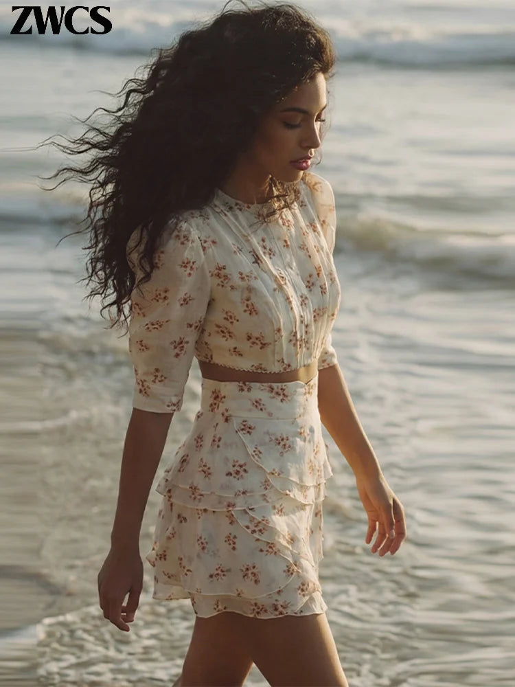 Robe courte légère à motifs