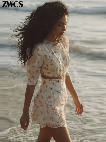 Robe courte légère à motifs