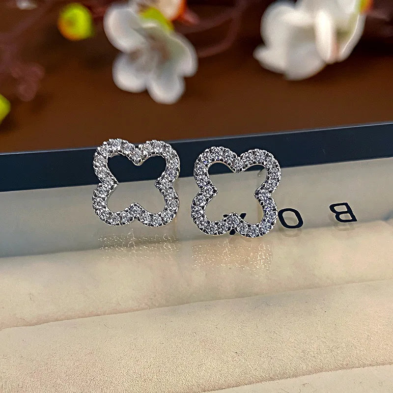 Boucles d'oreille à motif de trèfle