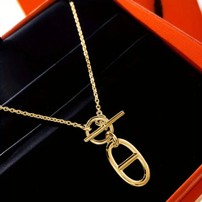 Collier à pendentif géométrique minimaliste