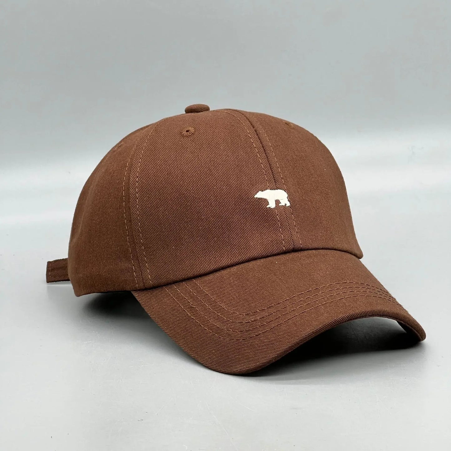 Casquette à motif ours brodée